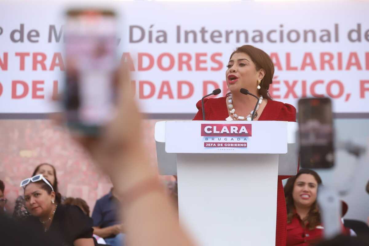 Clara Brugada sostuvo un encuentro con trabajadores. (Foto: Jesús Quintanar)