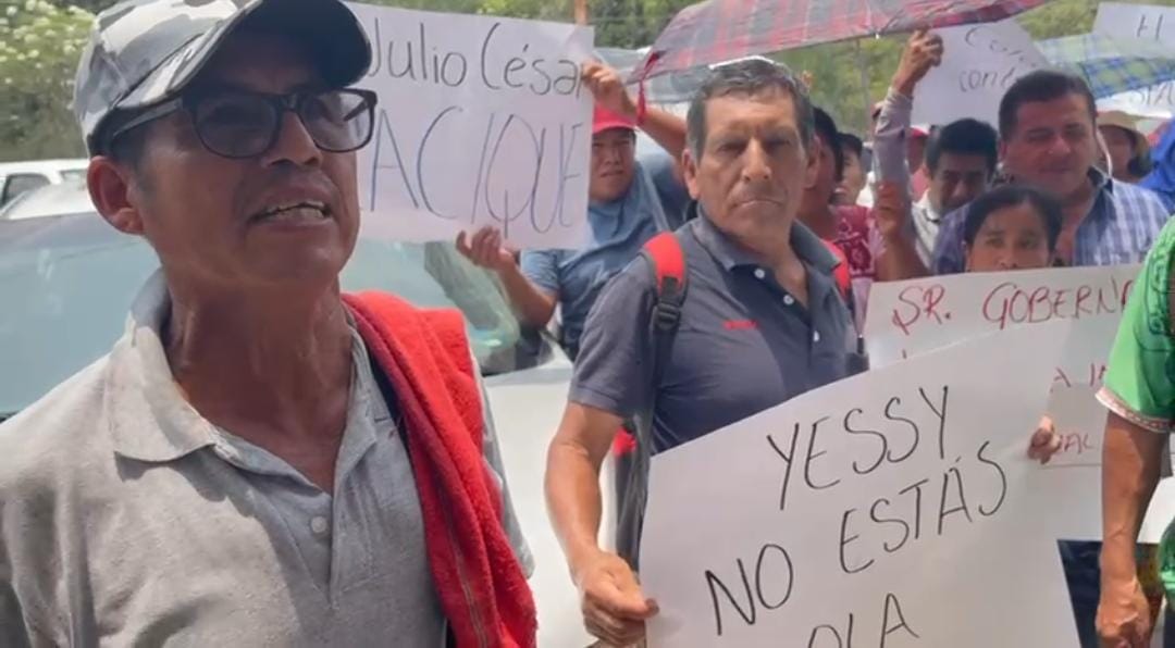 Señalana que Yessi Cortéz fue retenida por simpatizantes del PT. (Wendy Salazar)