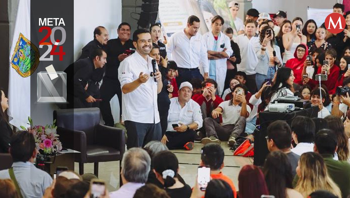 Álvarez Máynez se reunió con estudiantes de la Universidad de Zacatecas | Especial