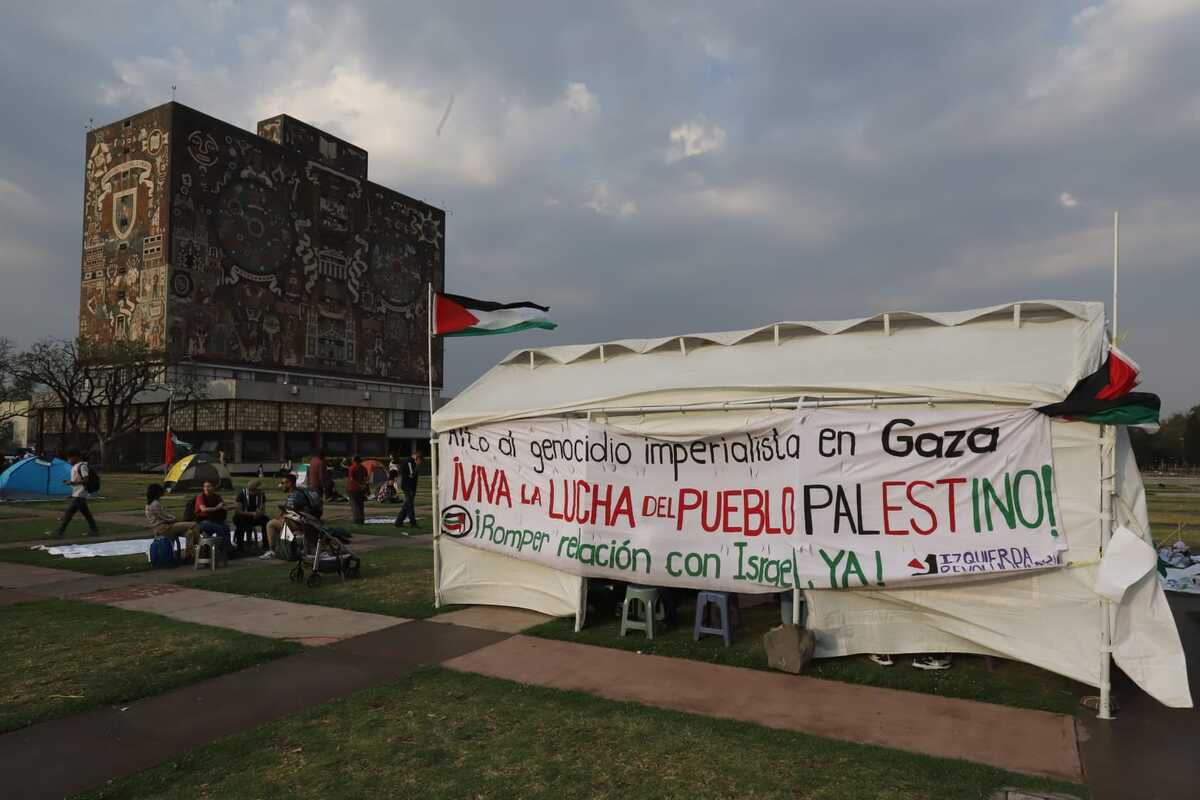 Campamento pro Palestina en UNAM. (Foto: Javier Ríos)