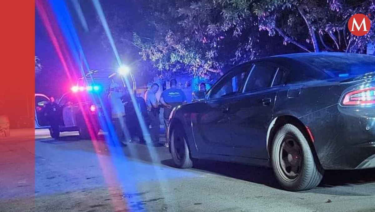El cuerpo fue trasladado por el personal del Servicio Médico Forense hacia el anfiteatro. Leyda Estrada