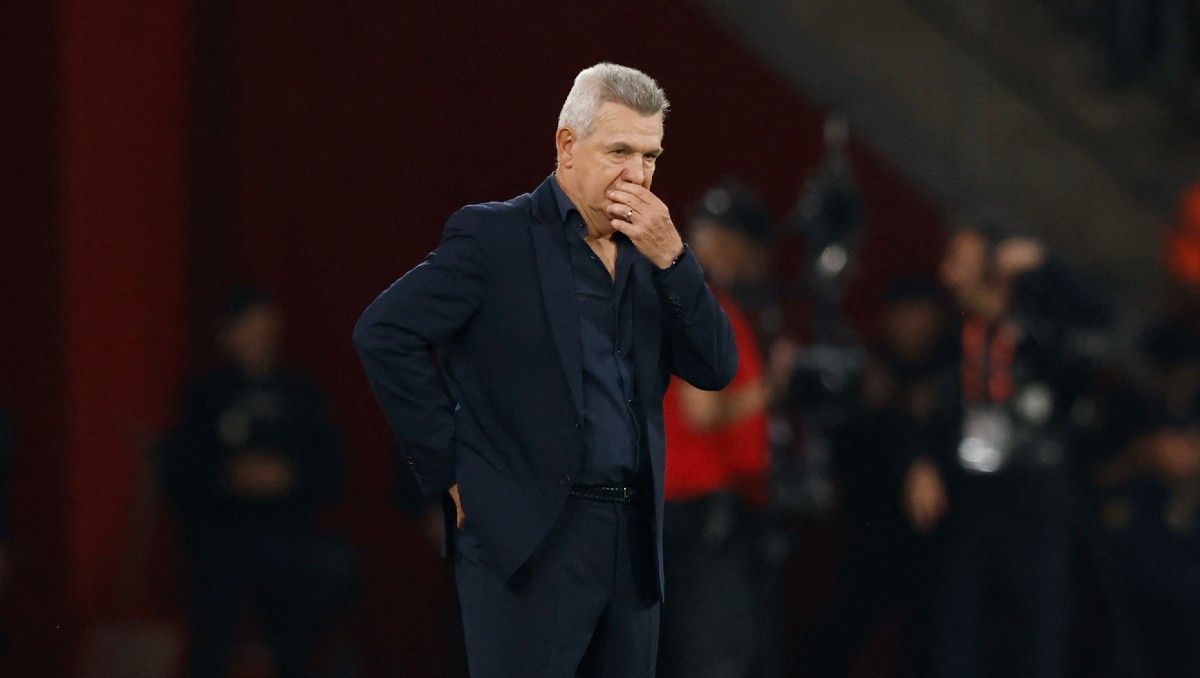Javier Aguirre quiere asegurar permanencia ante Atlético de Madrid (Reuters)