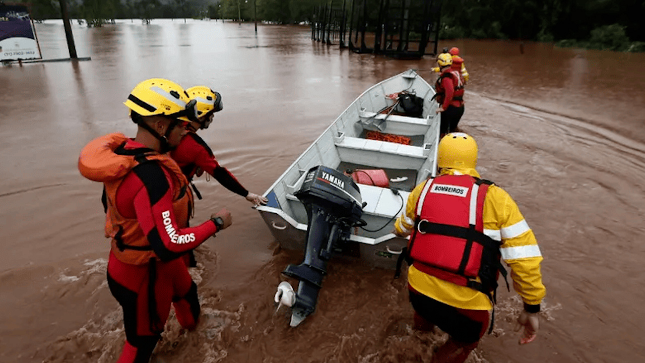 Reportan intensas lluvias en Brasil, dejando 31 muertos y 74 desaparecidos