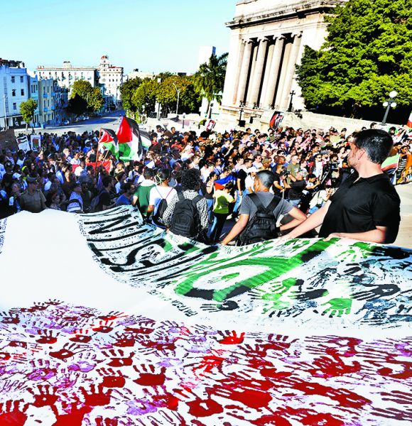 Marcha en Universidad de La Habana. EFE