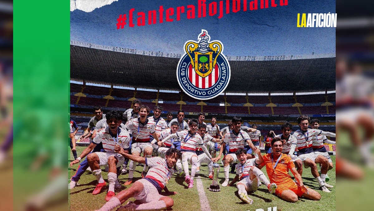 Chivas Sub 16 gana título al Atlas en el estadio Jalisco (Foto: X | Diseño: La Afición)