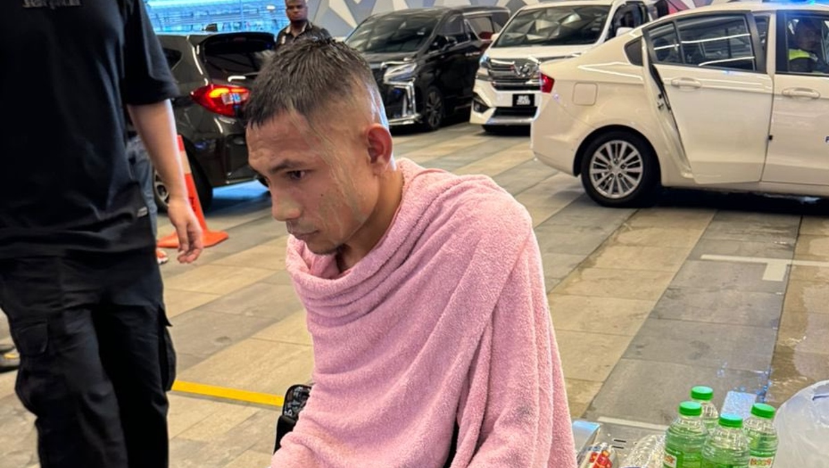 Futbolista Faisal Halim sufre quemaduras tras ser atacado con ácido (X: @zulhelmizainal1)