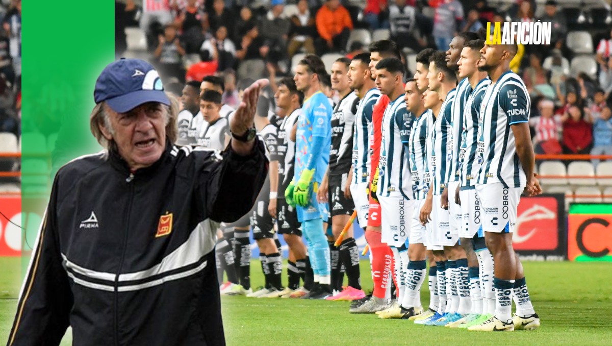 Homenajean a César Luis Menotti previo al Pachuca vs Necaxa (Imago7 / Mexsport)