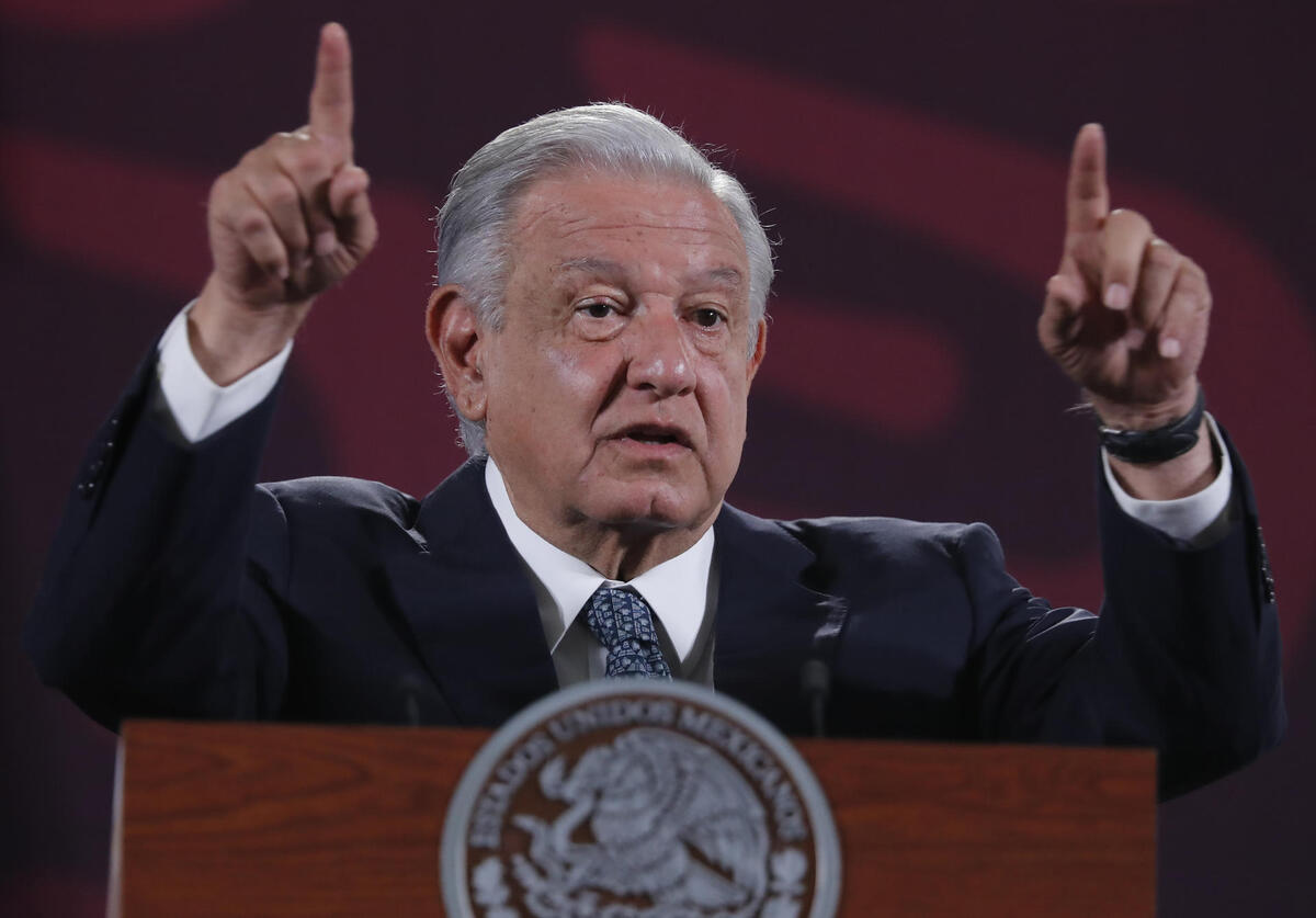 AMLO destacó la importancia de los Centros de Salud | EFE