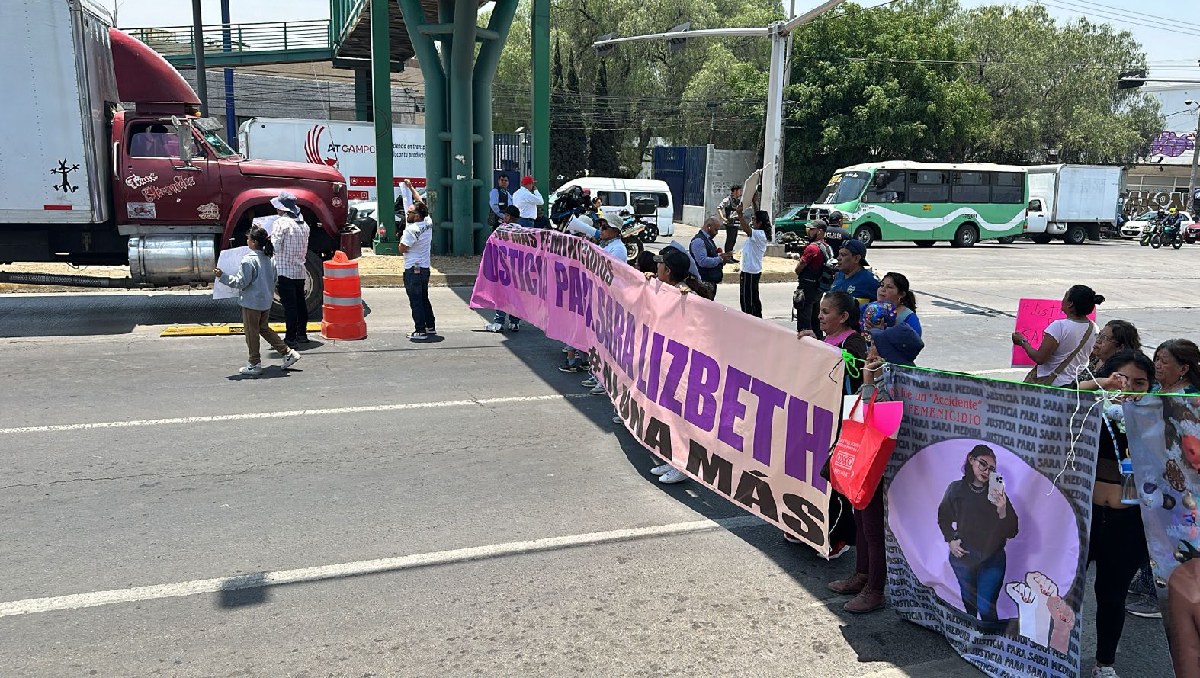 Manifestación en avenida Morelos. Foto: (Juan Camacho)