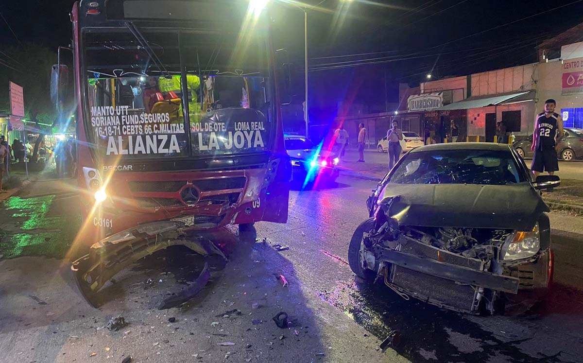Una mujer mayor y un adolescente resultaron heridos graves. l Especial