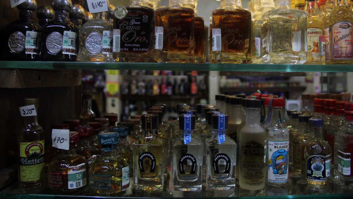 Tequileras consideran que es estrategia de ‘marketing’ de algunas compañías para ganar mercado de forma desleal. | Cuartoscuro