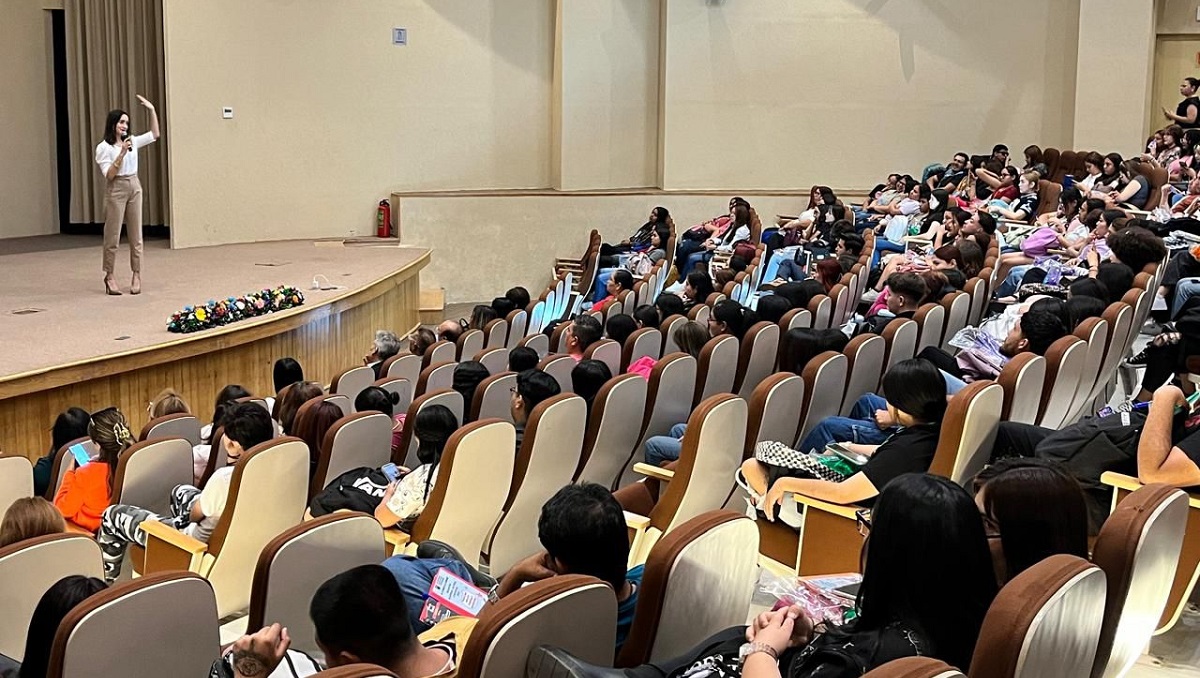 Los alumnos pudieron conocer a profesionales del área de Recursos Humanos y Trabajo Social. (cortesía)