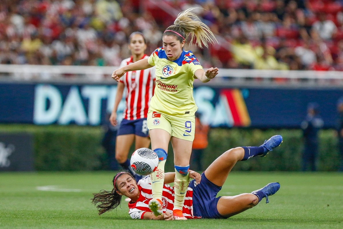 América Femenil se llevó el partido de ida de los Cuartos de Final ante Chivas. (Mexsports)