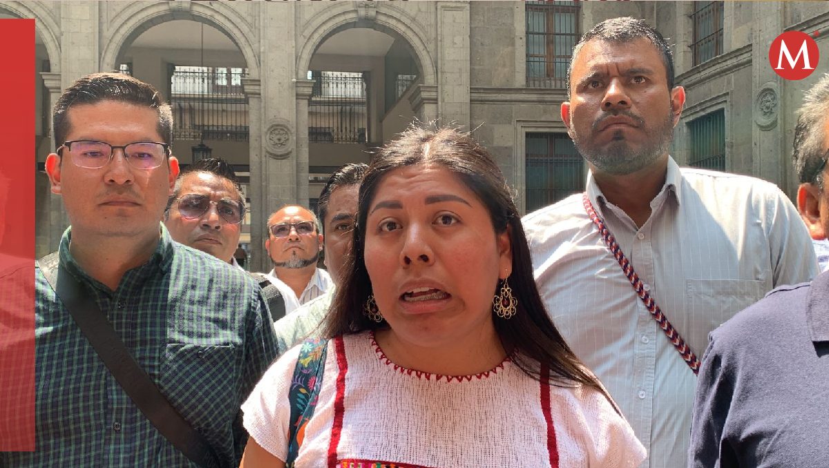 Los integrantes de la CNTE acudieron a Palacio Nacional para su reunión con funcionarios. | Pedro Domínguez