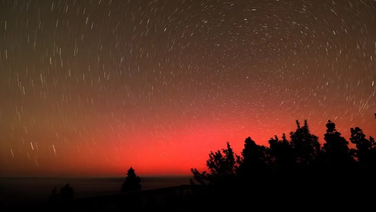 España y Europa se alumbran con una espectacular aurora boreal. | EFE