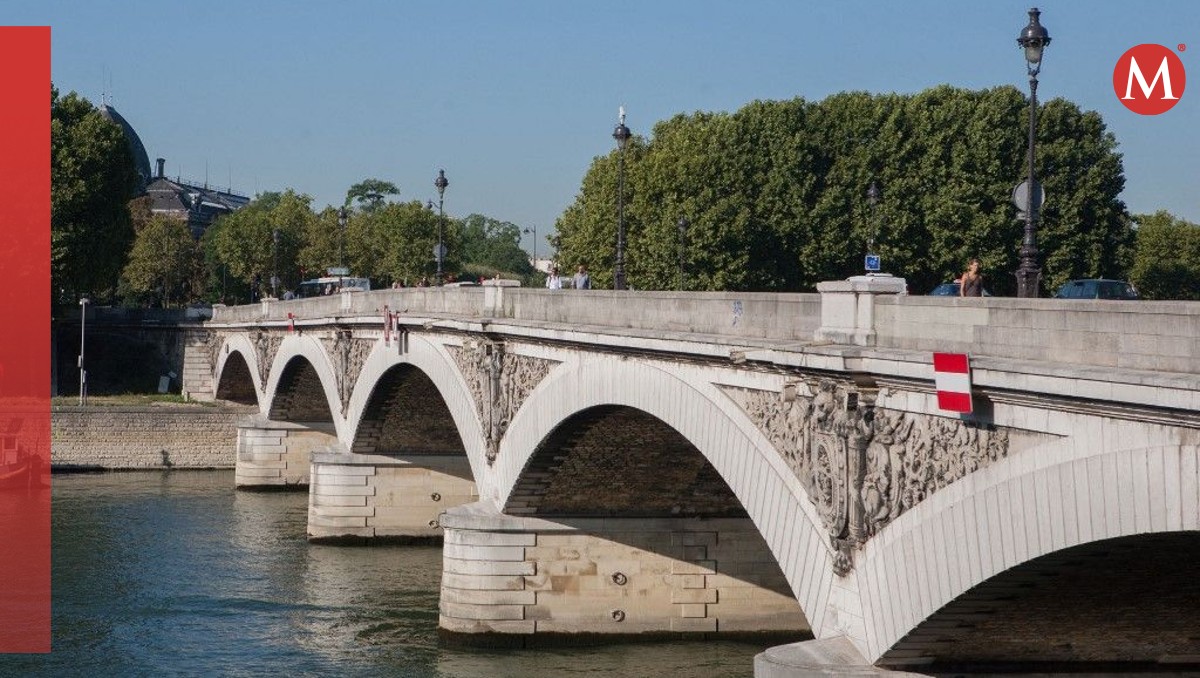 El puente de Austerlitz fue acordonado por la policía. | Especial