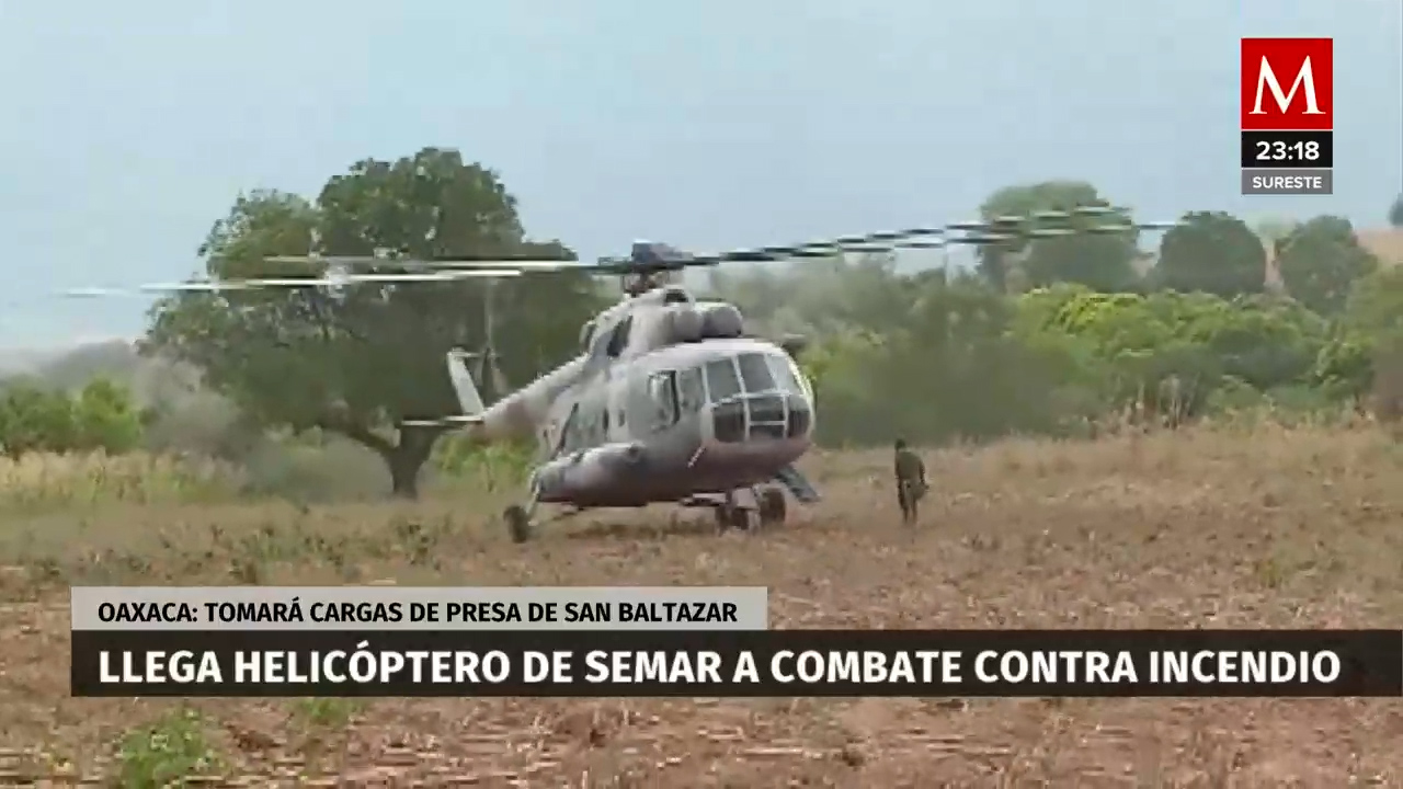 Helicóptero de la Marina combate incendio en reserva natural de Oaxaca