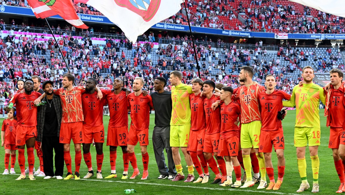 Neuer cumple 500 partidos en la Bundesliga en victoria del Bayern Múnich (Reuters)