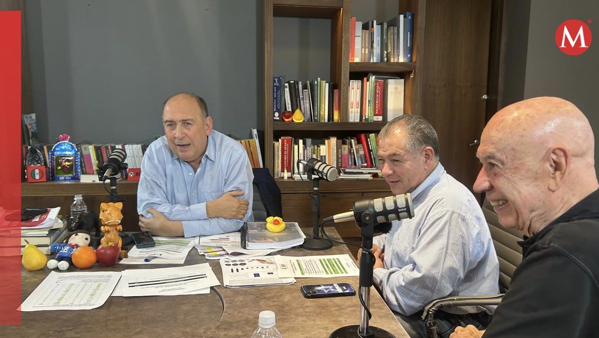 El coordinador del PRI en la Cámara de Diputados, Rubén Moreira, en su programa. | Especial