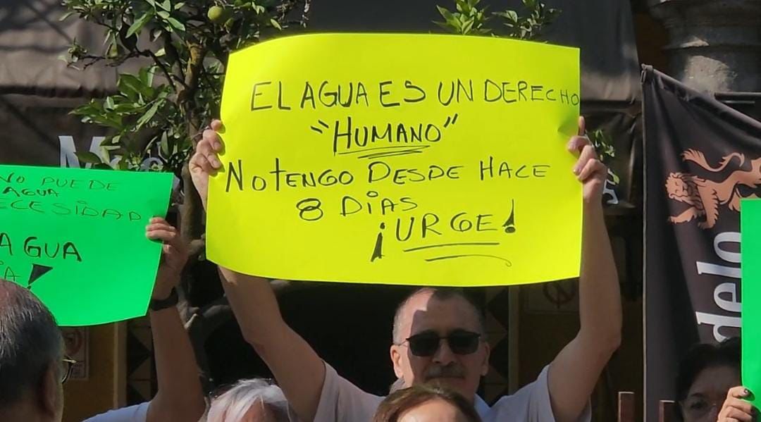 Continúan manifestaciones por falta se servicio de agua en Tlaquepaque. (Pablo Núñez)