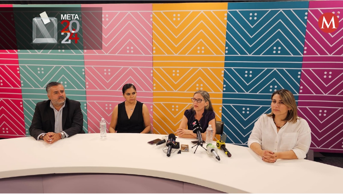 Equipo organizador del debate por Tlajomulco 2024. (Josefina Ruíz)