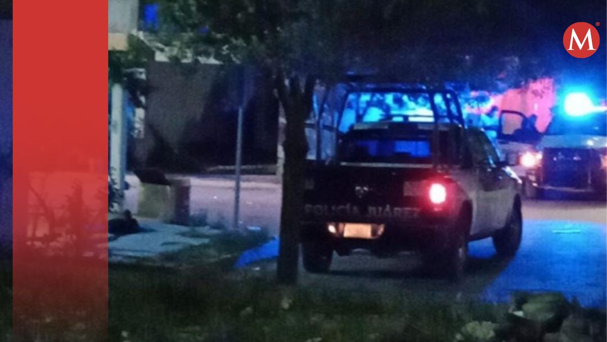 Agentes ministeriales y periciales, así como elementos de la Policía de Juárez, acudieron al sitio. Leyda Estrada