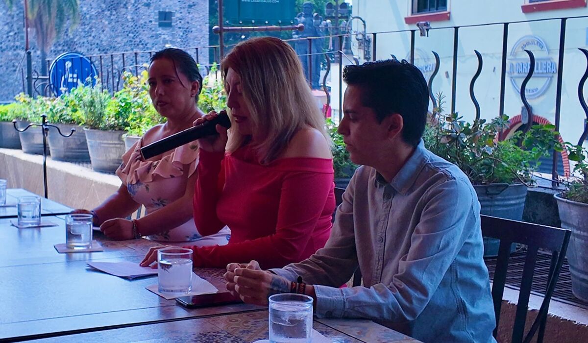 Las candidatas aseguran que es la única opción viable para evitar seis años más de crisis económica. Especial