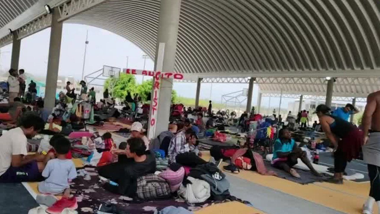 Caravana migrante llega a Tehuacán, Puebla