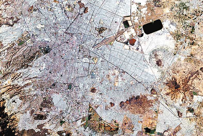 Límites de la ciudad. Lorenzo Rocha