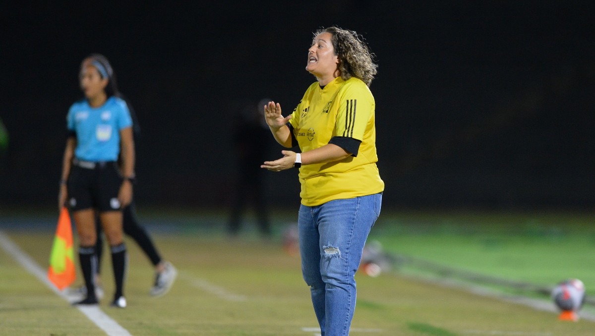 Milagros Martínez quiere sacar ventaja en su visita al Estadio Azteca (Imago7)