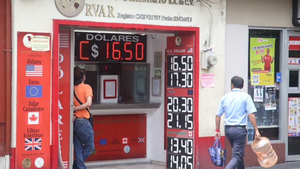 El peso chileno, el que más ganó este jueves: se apreció 0.43 por ciento frente al billete verde, divisa de refugio. | Cuartoscuro