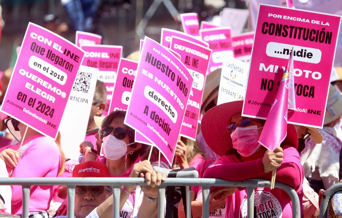 Marcha CNTE y Marea Rosa en CdMx hoy 19 mayo Últimas Noticias- Grupo ...