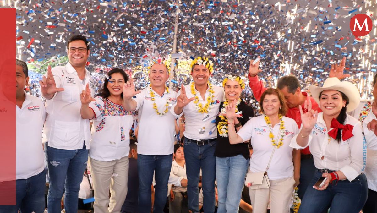 Dos mil quinientas personas acudieron al cierre efectuado en Xicotepec de Juárez. (Foto: Especial)