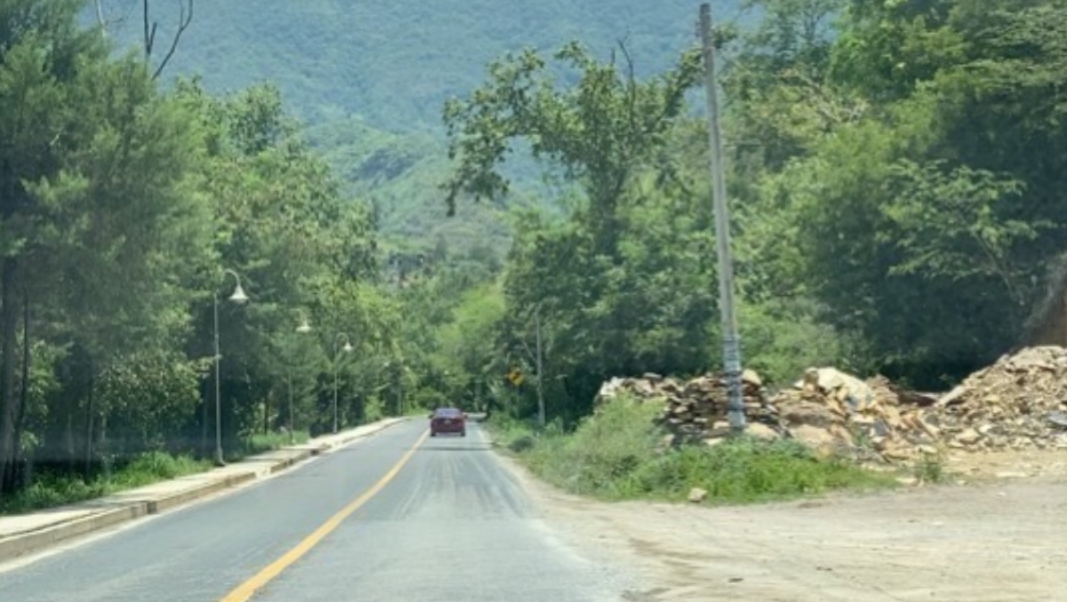 La víctima caminó en la carretera a una temperatura de 42 grados. | Especial