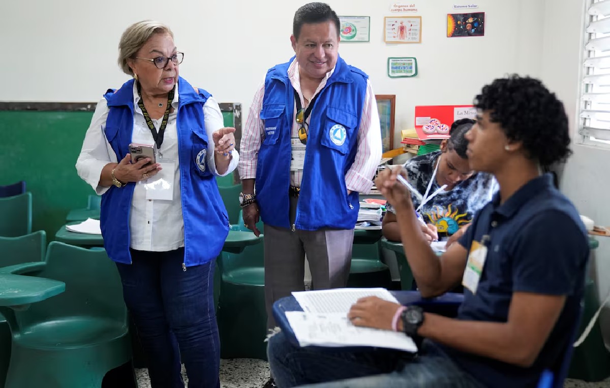 Observadores electorales del Parlamento Centroamericano (Reuters)