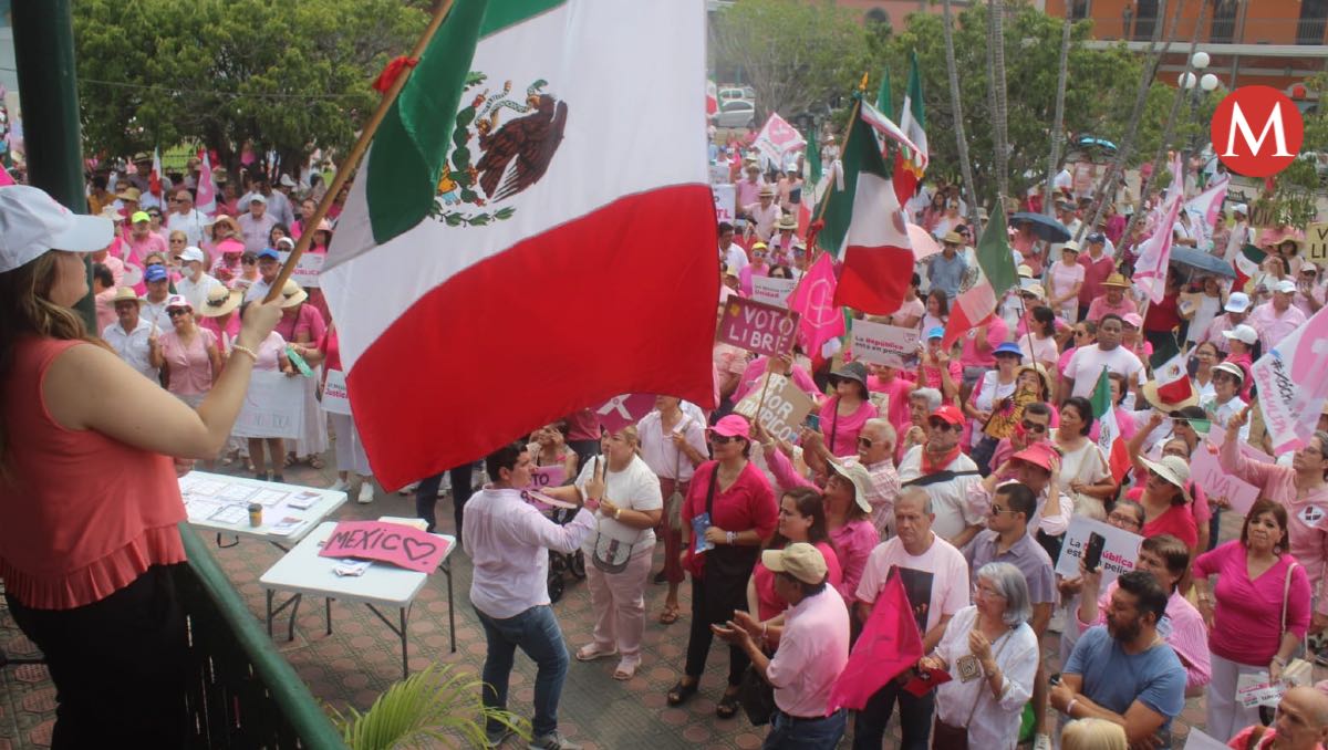 Marcha de marea rosa tuvo poca convocatoria en zona sur de Tamaulipas. (Sergio Sánchez)