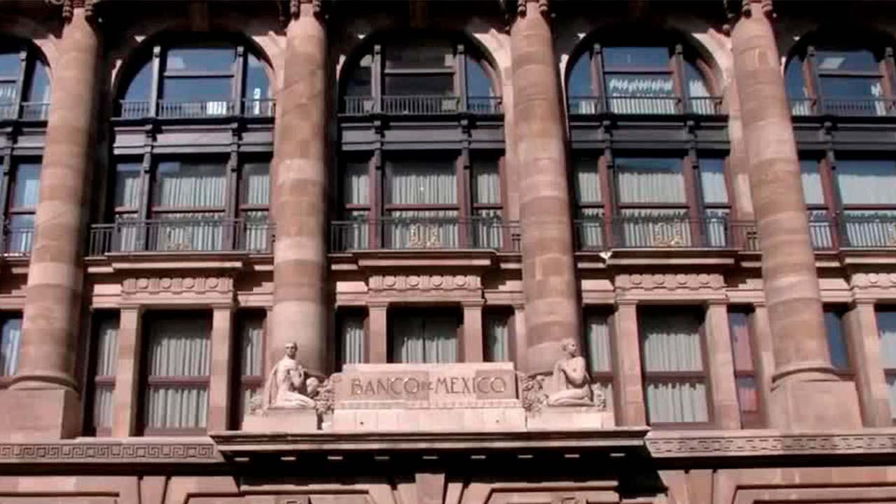 Encarecimiento de servicios es el principal reto de Banxico en control de inflación