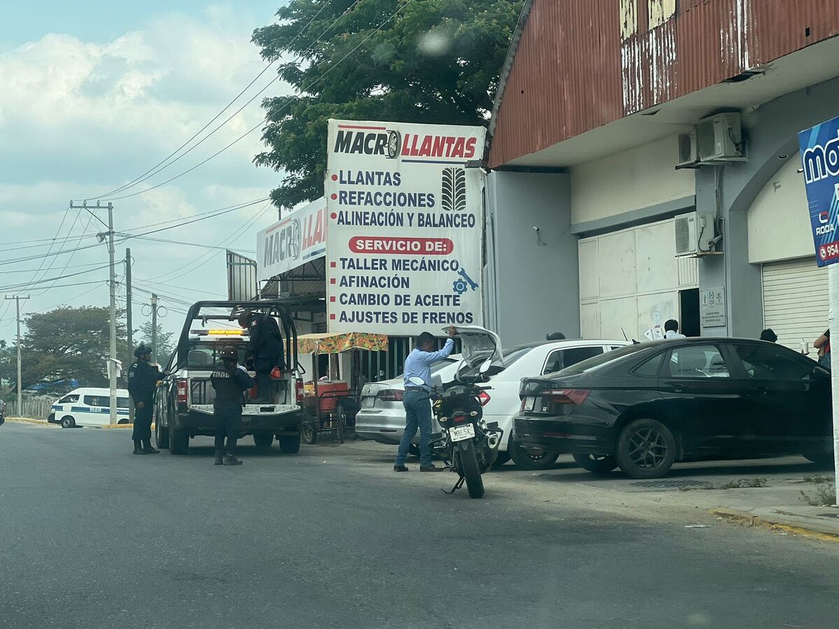 Cuatro hombres fueron detenidos y vinculados a proceso por el robo a una caja de ahorro. | Especial