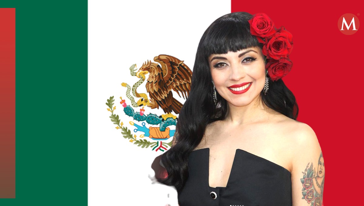 Mon Laferte vota como mexicana