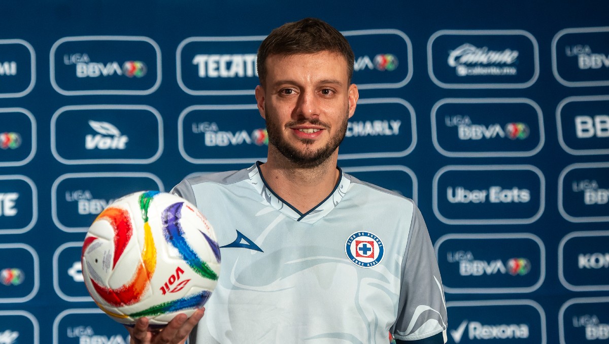 Martín Anselmi no piensa en las finales que Cruz Azul perdió con América (Imago7)