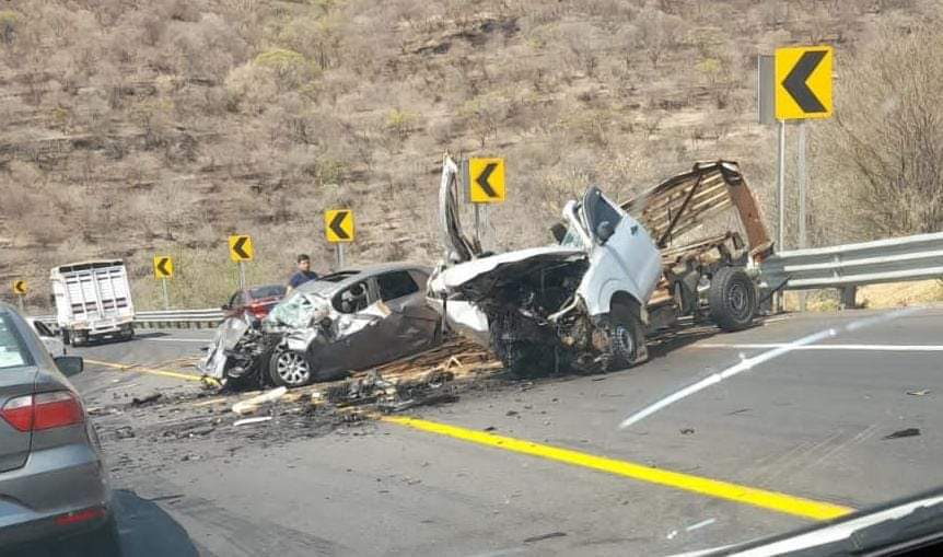 Accidente mortal en la Autopista Siglo XXI deja dos muertos en Michoacán | Especial