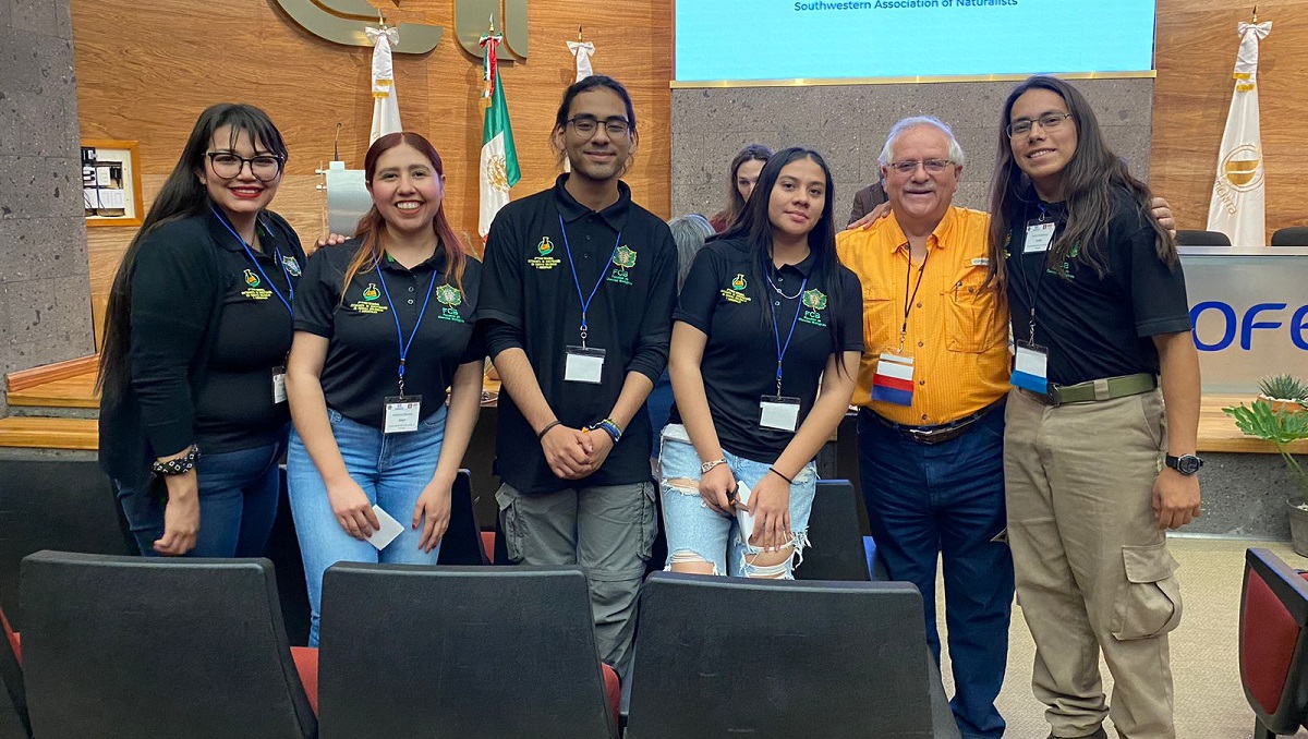 Alumnos presentes en la reunión anual del SWAN. (cortesía)
