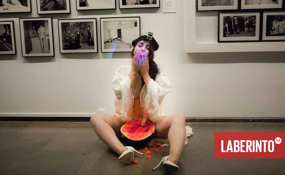 Deborah de Robertis, artista de performance. (Especial)