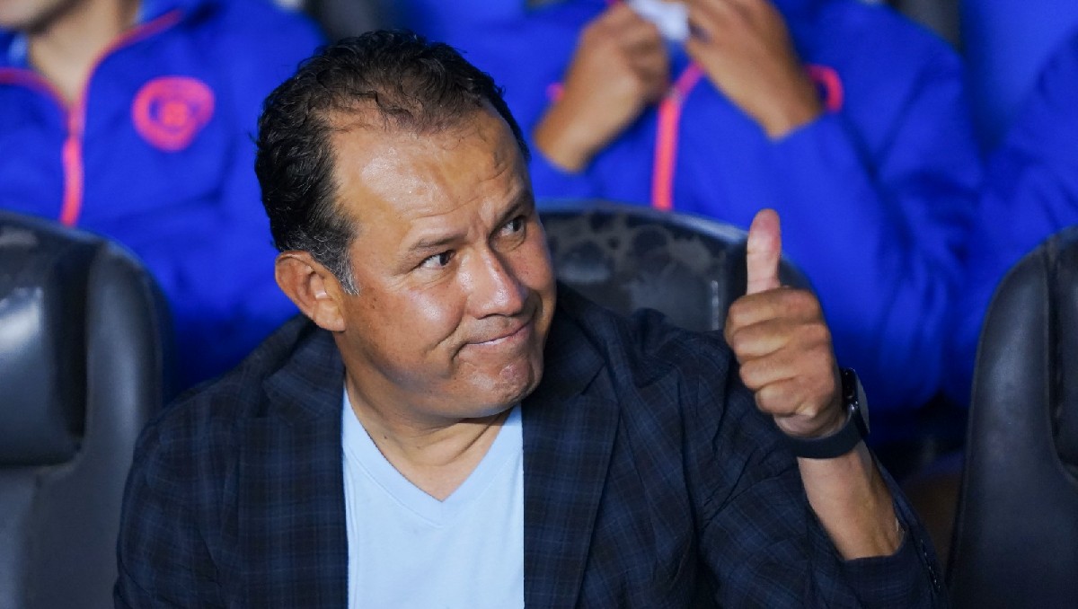 Juan Reynoso rompió la larga sequía sin títulos para Cruz Azul en el Guardianes 2021 (Imago7)