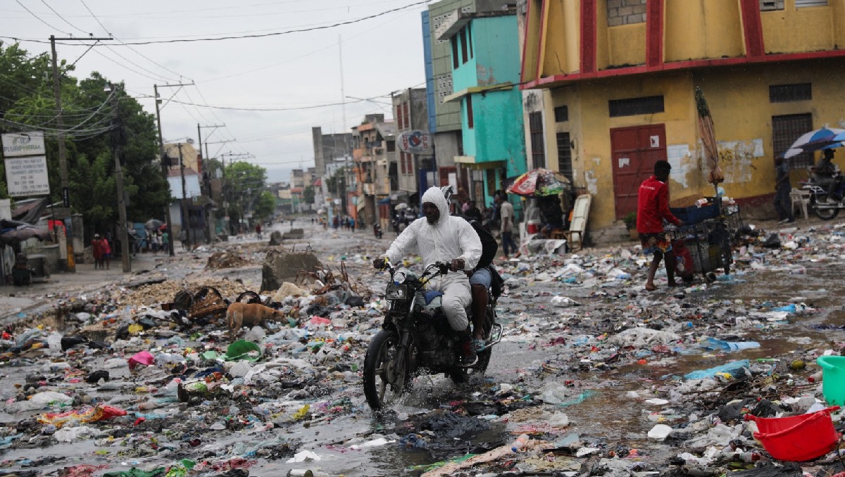 ONU alerta sobre inundaciones y corrimientos de tierra en Haití tras tormenta | REUTERS