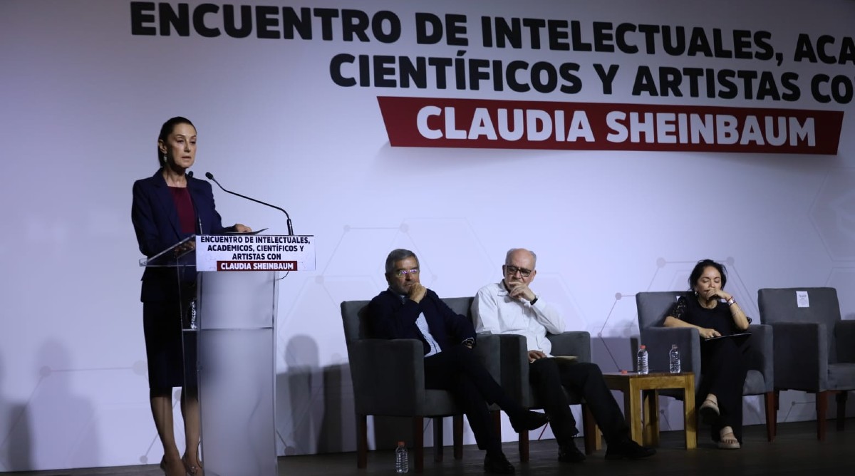 Claudia SheInbaum Pardo en encuentro con intelectuales, académicos, científicos y artistas en el Centro Cultural Indianilla | Octavio Hoyos
