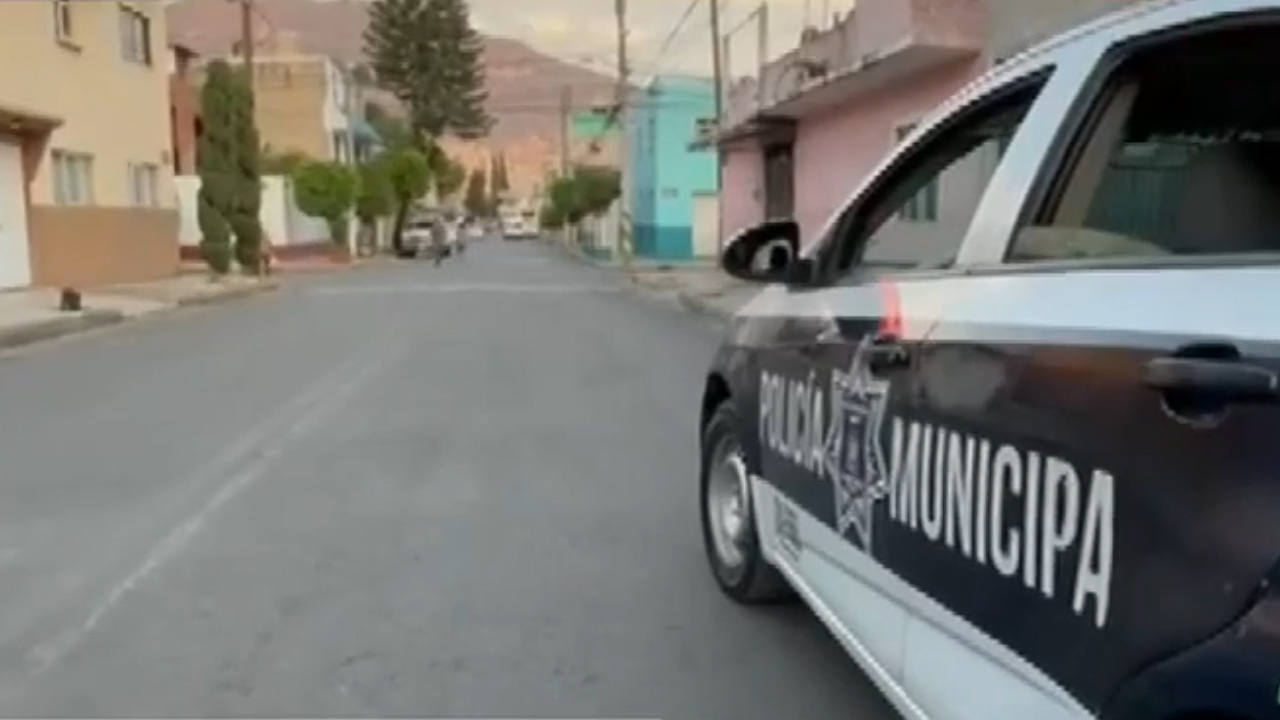 Asesinan a balazos a dos policías municipales de Tlalnepantla