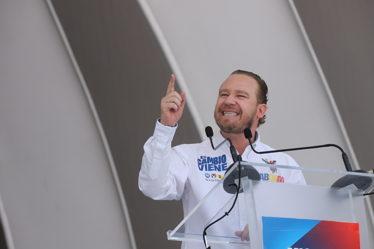 Santiago Taboada, candidato a jefe de gobierno por el Frente por la Ciudad de México | Foto: Javier Ríos