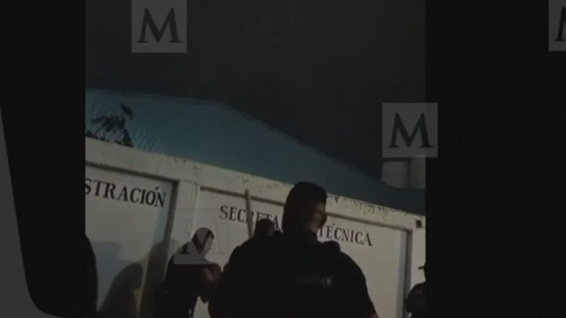 Graban a policías golpeando a hombre detenido en Cuautitlán, Edomex