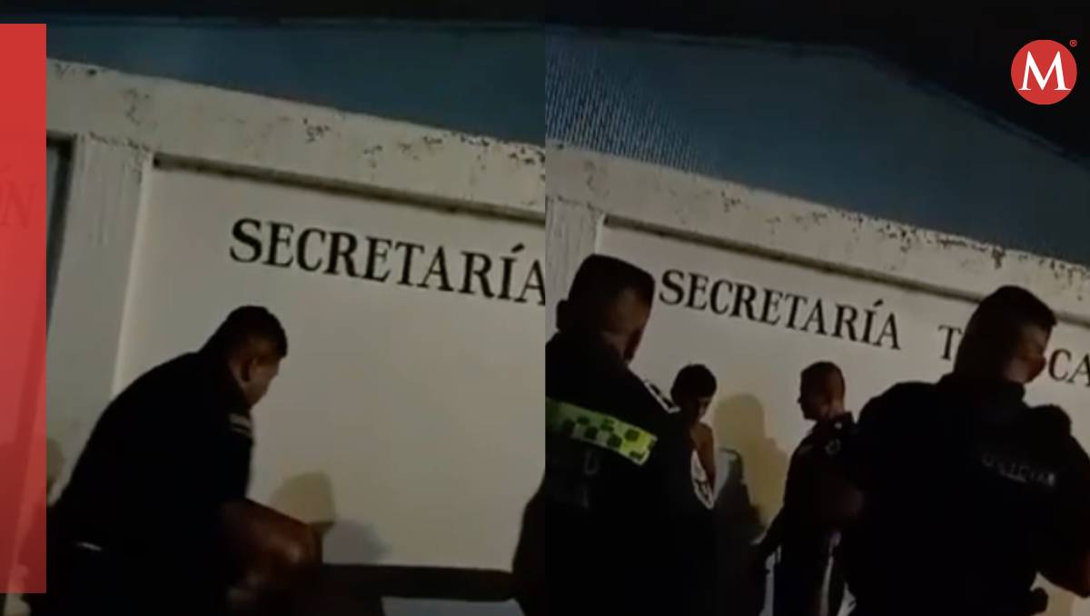 Los policías fueron exhibidos en video (Especial)
